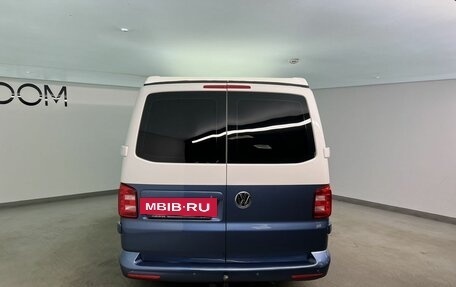 Volkswagen Transporter T6 рестайлинг, 2017 год, 4 990 000 рублей, 4 фотография