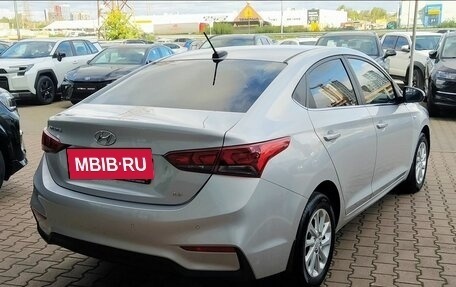 Hyundai Solaris II рестайлинг, 2017 год, 1 050 000 рублей, 4 фотография