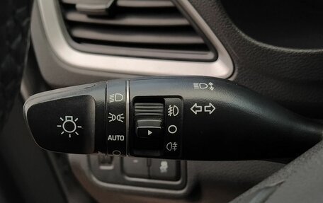 Hyundai Solaris II рестайлинг, 2017 год, 1 050 000 рублей, 11 фотография