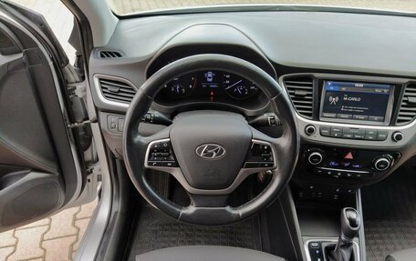 Hyundai Solaris II рестайлинг, 2017 год, 1 050 000 рублей, 23 фотография
