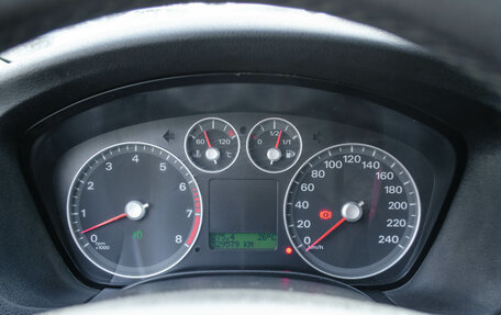 Ford Focus II рестайлинг, 2005 год, 299 000 рублей, 8 фотография