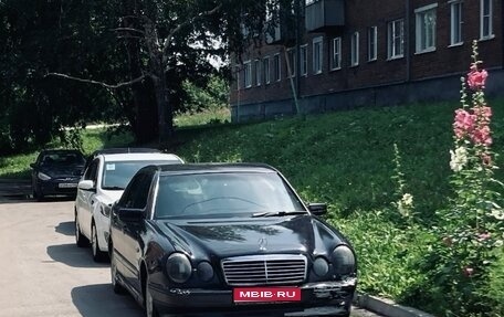 Mercedes-Benz E-Класс, 1998 год, 240 000 рублей, 1 фотография