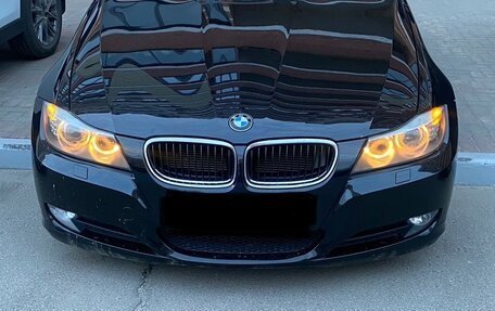 BMW 3 серия, 2011 год, 800 000 рублей, 1 фотография