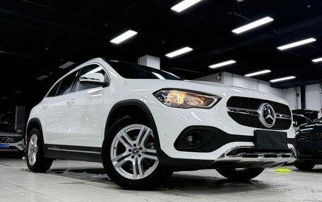 Mercedes-Benz GLA, 2022 год, 1 980 000 рублей, 1 фотография
