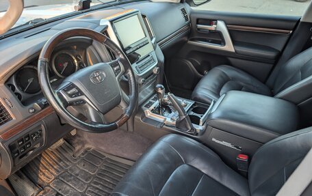 Toyota Land Cruiser 200, 2016 год, 6 300 000 рублей, 9 фотография