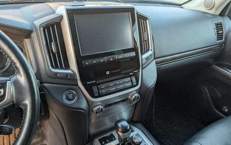 Toyota Land Cruiser 200, 2016 год, 6 300 000 рублей, 12 фотография