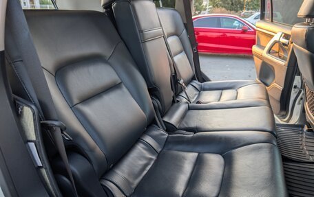 Toyota Land Cruiser 200, 2016 год, 6 300 000 рублей, 18 фотография