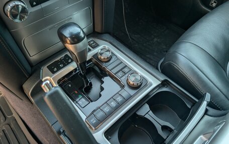 Toyota Land Cruiser 200, 2016 год, 6 300 000 рублей, 13 фотография