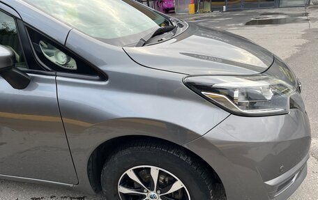 Nissan Note II рестайлинг, 2019 год, 900 000 рублей, 6 фотография