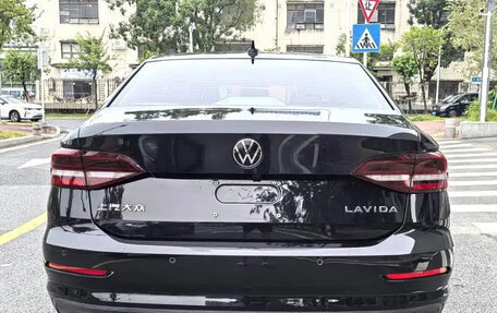 Volkswagen Lavida, 2022 год, 1 220 000 рублей, 2 фотография