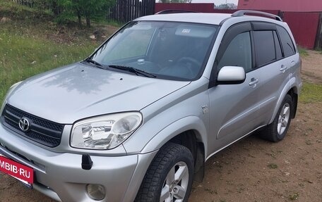 Toyota RAV4, 2004 год, 960 000 рублей, 4 фотография