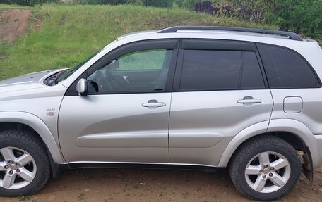 Toyota RAV4, 2004 год, 960 000 рублей, 14 фотография