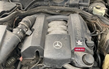 Mercedes-Benz E-Класс, 1998 год, 240 000 рублей, 3 фотография