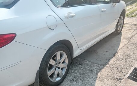 Peugeot 408 I рестайлинг, 2015 год, 700 000 рублей, 12 фотография