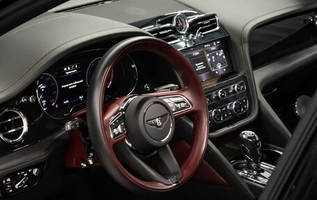 Bentley Bentayga I, 2021 год, 19 610 000 рублей, 29 фотография