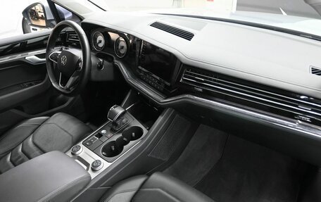 Volkswagen Touareg III, 2021 год, 5 119 900 рублей, 10 фотография