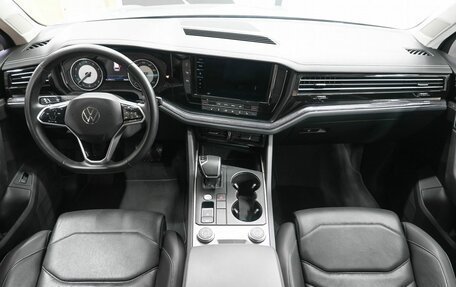 Volkswagen Touareg III, 2021 год, 5 119 900 рублей, 11 фотография