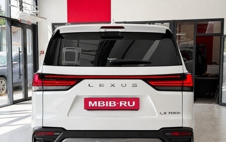Lexus LX, 2026 год, 21 000 000 рублей, 5 фотография