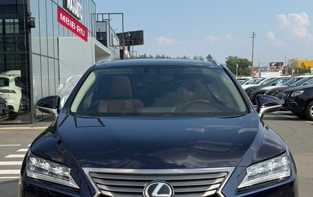 Lexus RX IV рестайлинг, 2017 год, 3 550 000 рублей, 2 фотография