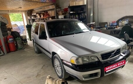 Volvo V70 III рестайлинг, 1999 год, 700 000 рублей, 4 фотография
