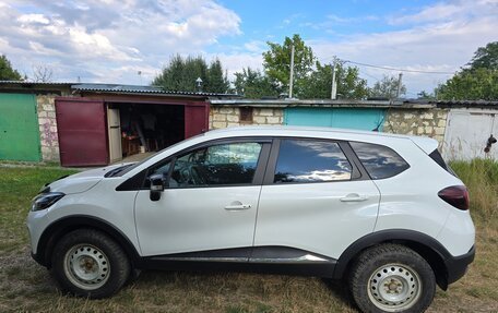 Renault Kaptur I рестайлинг, 2017 год, 1 250 000 рублей, 4 фотография