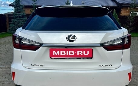 Lexus RX IV рестайлинг, 2018 год, 4 600 000 рублей, 4 фотография