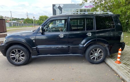 Mitsubishi Pajero III рестайлинг, 2006 год, 900 000 рублей, 2 фотография