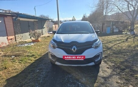 Renault Kaptur I рестайлинг, 2017 год, 1 250 000 рублей, 9 фотография