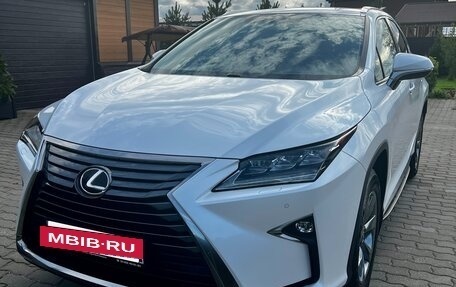 Lexus RX IV рестайлинг, 2018 год, 4 600 000 рублей, 6 фотография