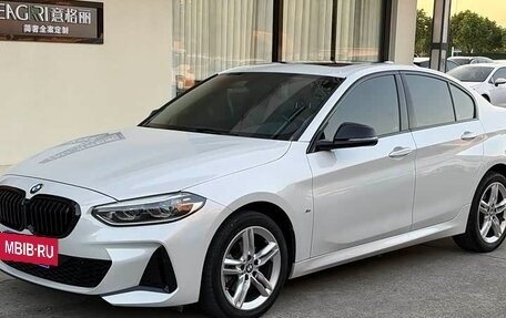 BMW 1 серия, 2023 год, 2 250 000 рублей, 3 фотография