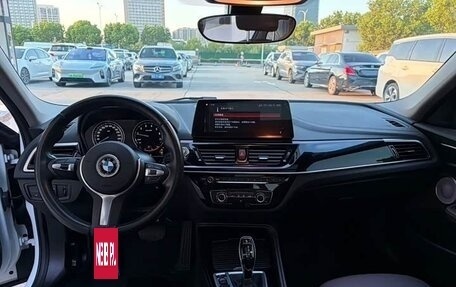 BMW 1 серия, 2023 год, 2 250 000 рублей, 14 фотография