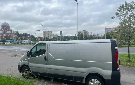 Renault Trafic, 2011 год, 770 000 рублей, 2 фотография