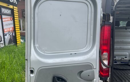 Renault Trafic, 2011 год, 770 000 рублей, 11 фотография