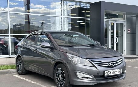 Hyundai Solaris II рестайлинг, 2016 год, 860 000 рублей, 1 фотография