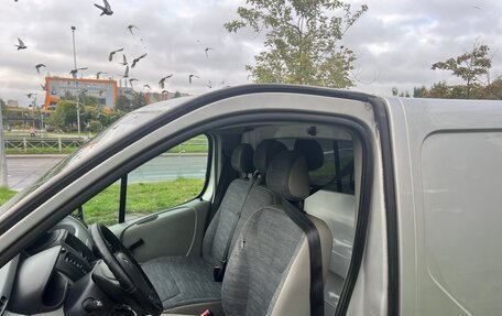 Renault Trafic, 2011 год, 770 000 рублей, 26 фотография