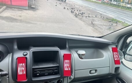 Renault Trafic, 2011 год, 770 000 рублей, 25 фотография