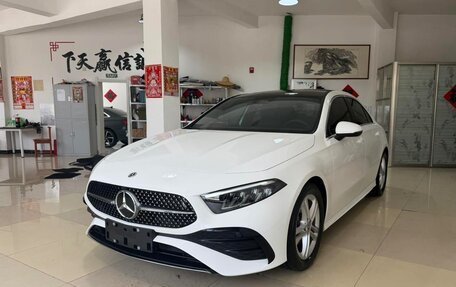 Mercedes-Benz A-Класс, 2023 год, 1 510 000 рублей, 3 фотография