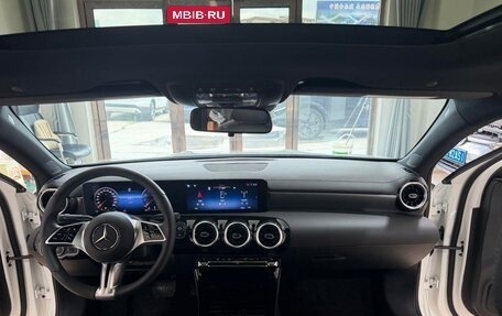 Mercedes-Benz A-Класс, 2023 год, 1 510 000 рублей, 14 фотография
