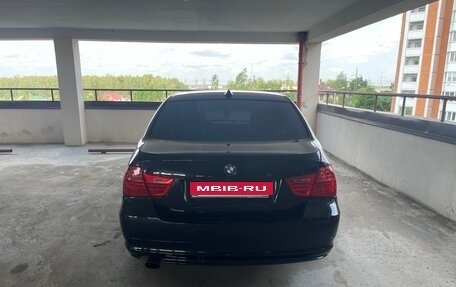 BMW 3 серия, 2011 год, 800 000 рублей, 4 фотография