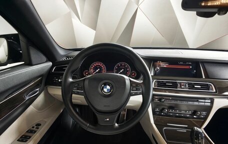 BMW 7 серия, 2014 год, 1 599 000 рублей, 15 фотография