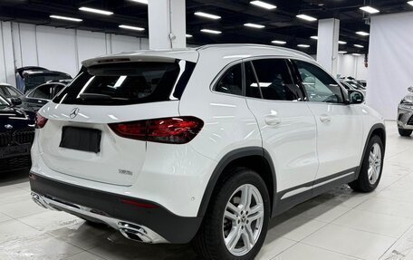 Mercedes-Benz GLA, 2022 год, 1 980 000 рублей, 6 фотография