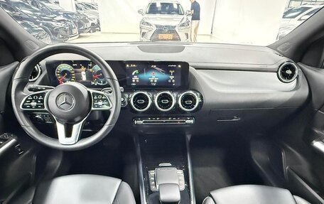 Mercedes-Benz GLA, 2022 год, 1 980 000 рублей, 12 фотография