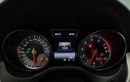 Mercedes-Benz GLA, 2015 год, 1 799 000 рублей, 11 фотография
