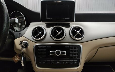 Mercedes-Benz GLA, 2015 год, 1 799 000 рублей, 12 фотография