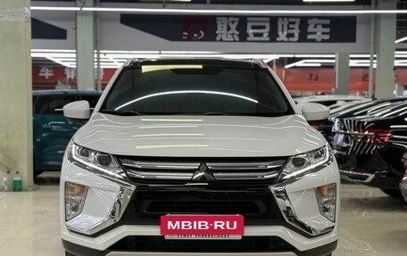 Mitsubishi Eclipse Cross, 2022 год, 1 580 000 рублей, 2 фотография