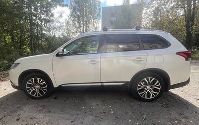 Mitsubishi Outlander III рестайлинг 3, 2015 год, 1 550 000 рублей, 1 фотография