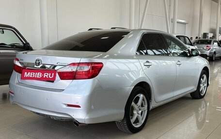 Toyota Camry, 2013 год, 980 000 рублей, 4 фотография