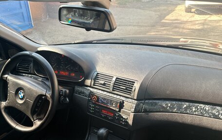 BMW 3 серия, 2004 год, 699 999 рублей, 13 фотография