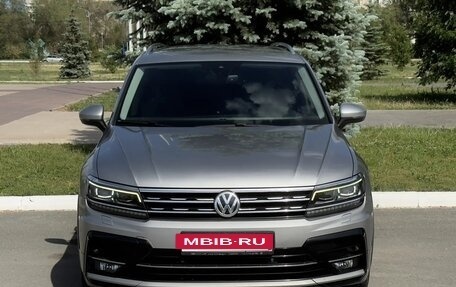Volkswagen Tiguan II, 2020 год, 2 750 000 рублей, 3 фотография