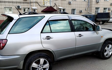 Toyota Harrier, 1999 год, 820 000 рублей, 8 фотография
